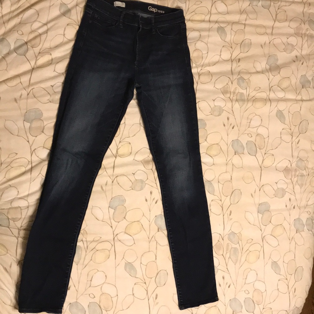 GAP slim straight jeans, mid rise size 30Tall